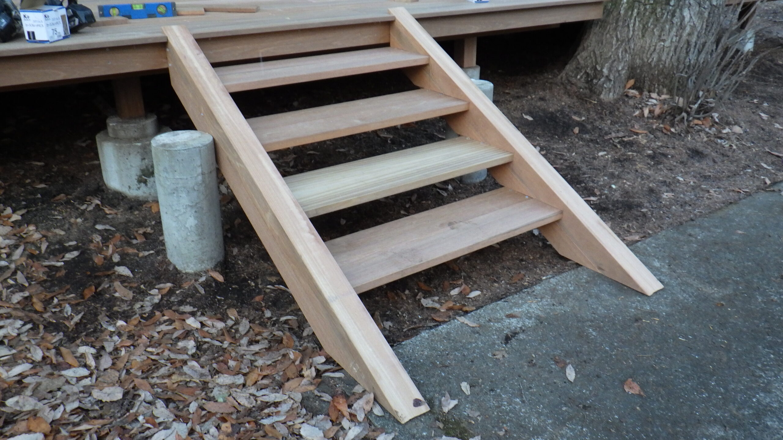 ウッドデッキ工事の施工事例