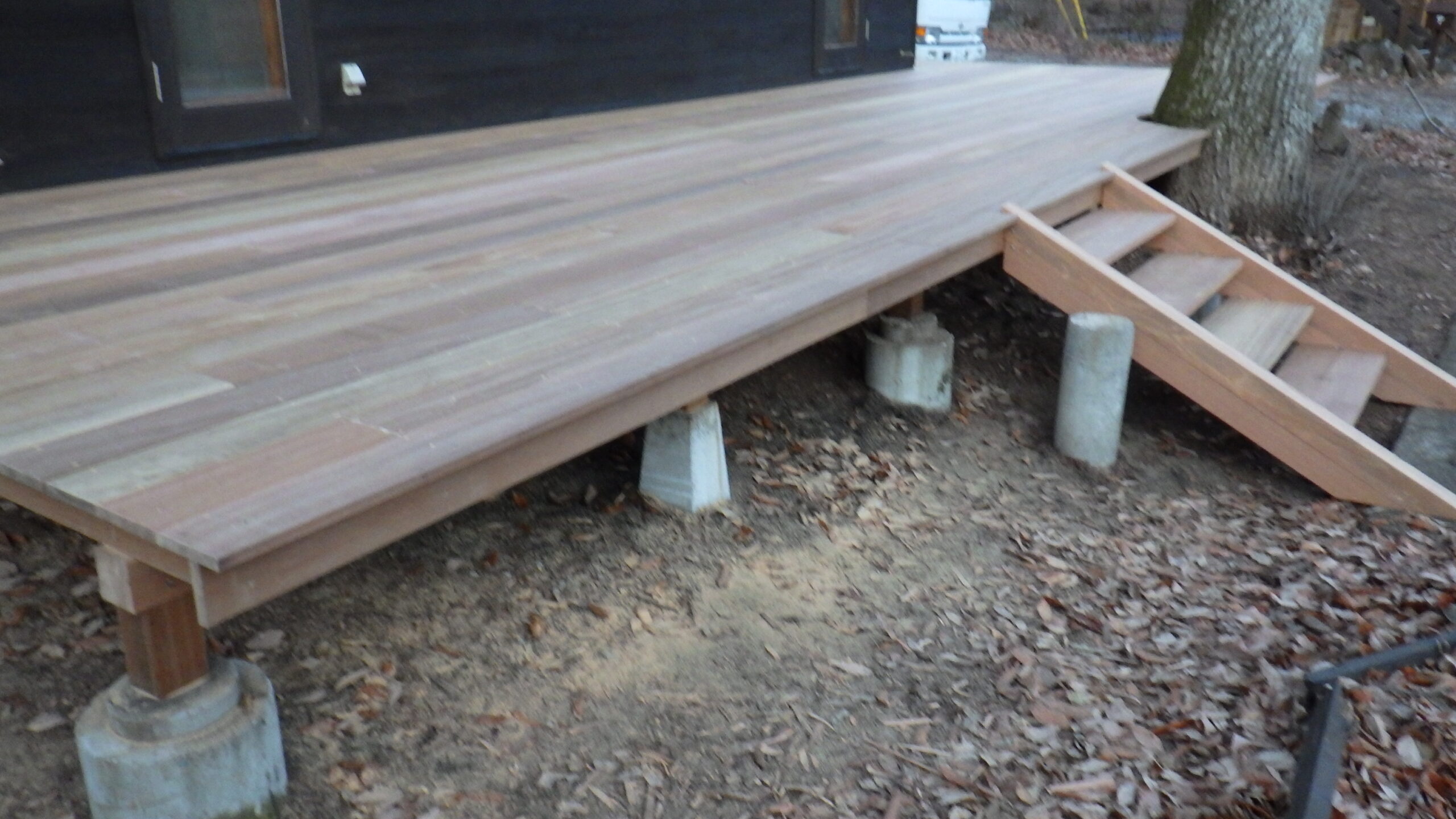 ウッドデッキ工事の施工事例